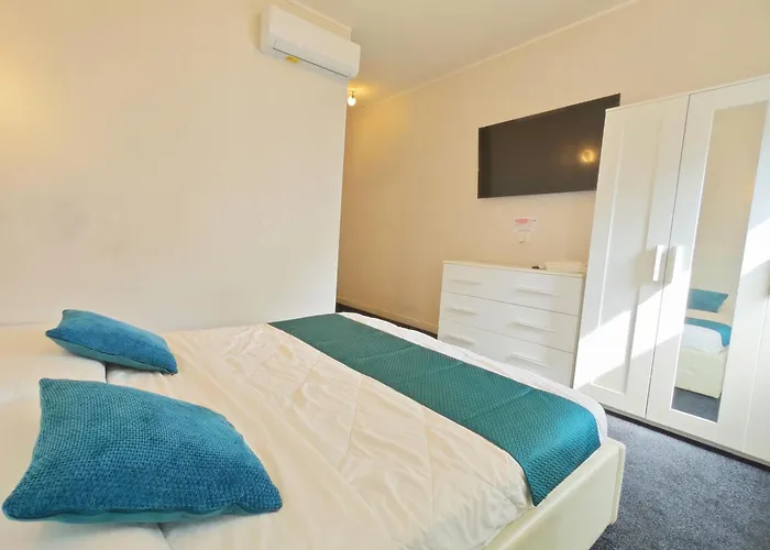 Xixi Проживание в семье *